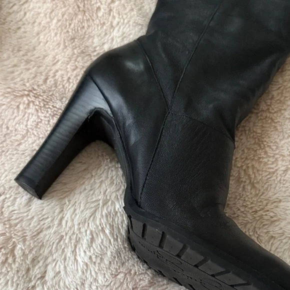 Jessica Simpson Black Heeled Boots with Fur Trim - Picture 8 of 9